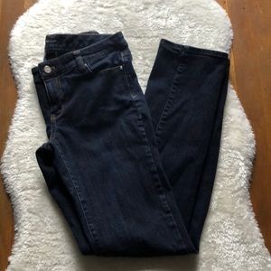 White House Black Market Blanc 4R Jeans